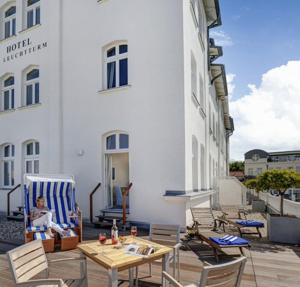 Hotel Am Leuchtturm Росток Экстерьер фото