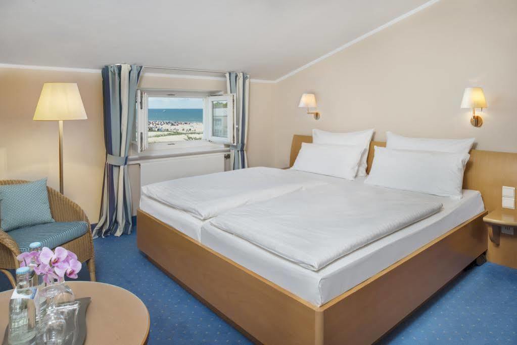 Hotel Am Leuchtturm Росток Экстерьер фото
